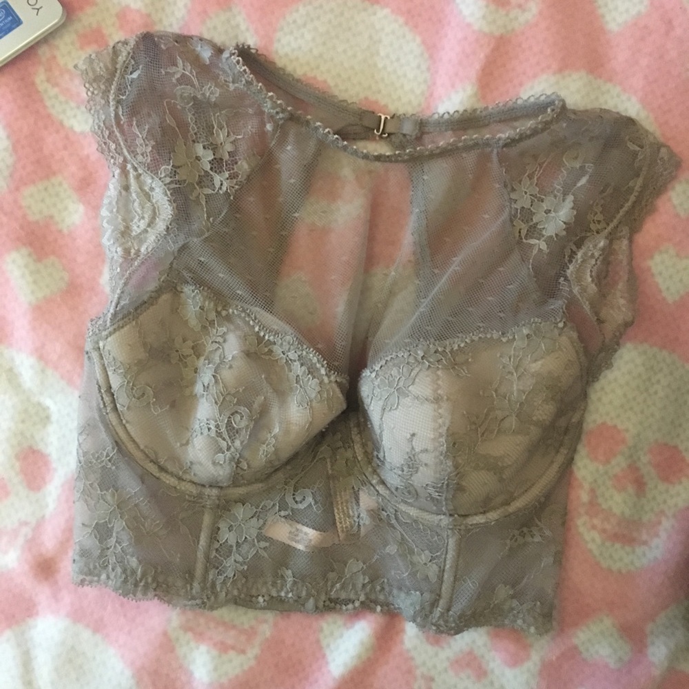 Victoria’s Secret cropped lace bustier